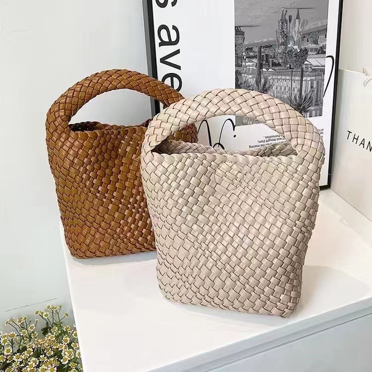 weave hobo bag